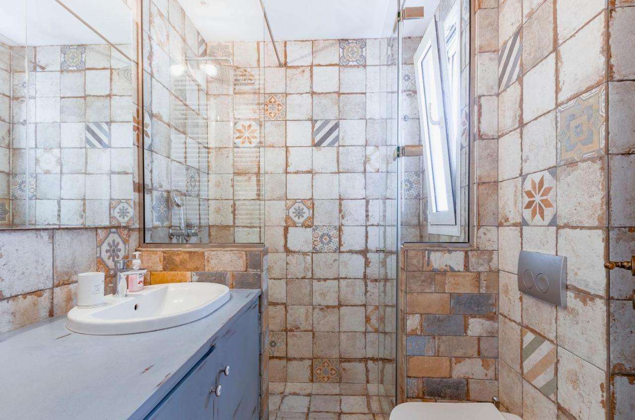 Comfortable 2 Bd Apartment Close To Athens Archeological Museum Eksteriør bilde
