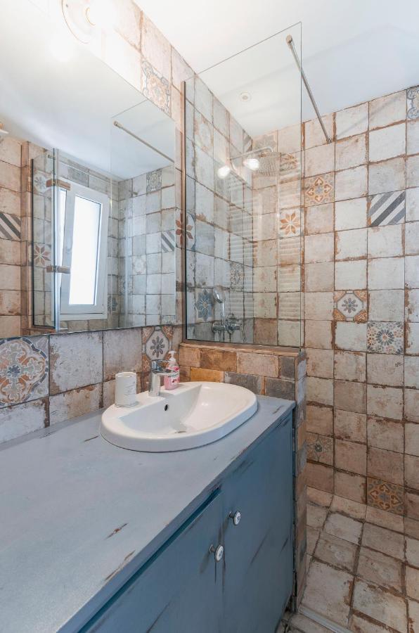 Comfortable 2 Bd Apartment Close To Athens Archeological Museum Eksteriør bilde