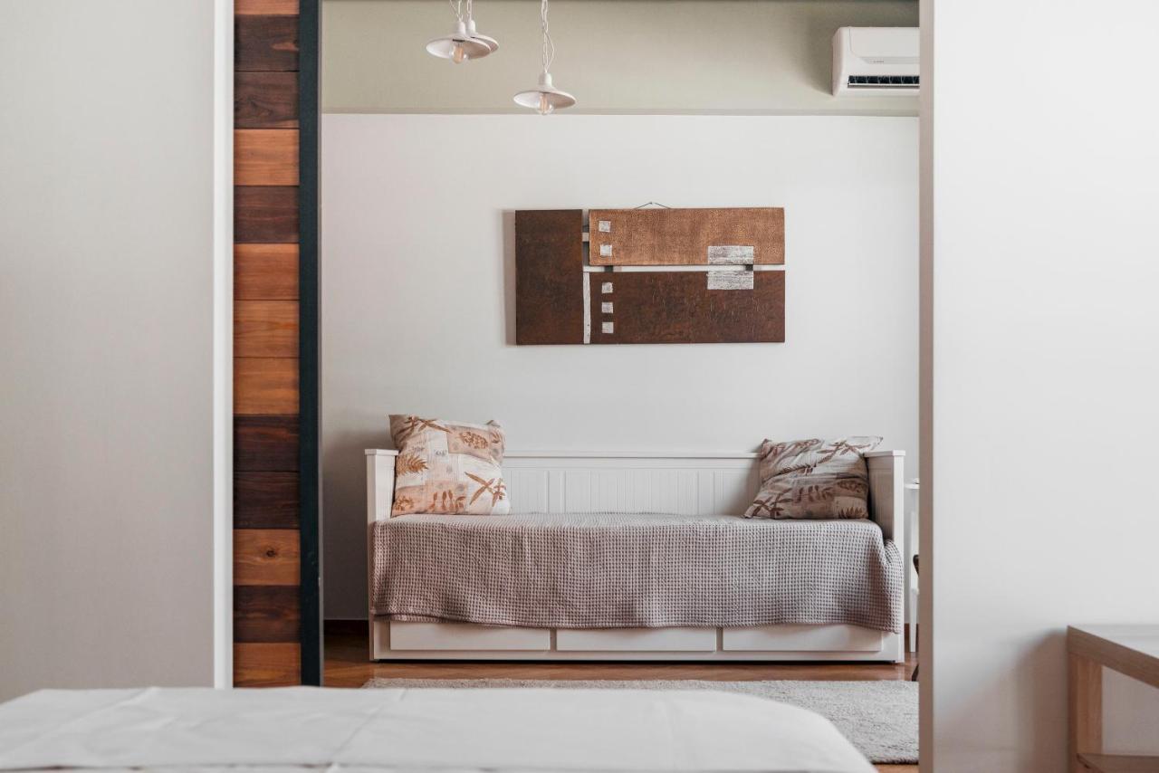 Comfortable 2 Bd Apartment Close To Athens Archeological Museum Eksteriør bilde